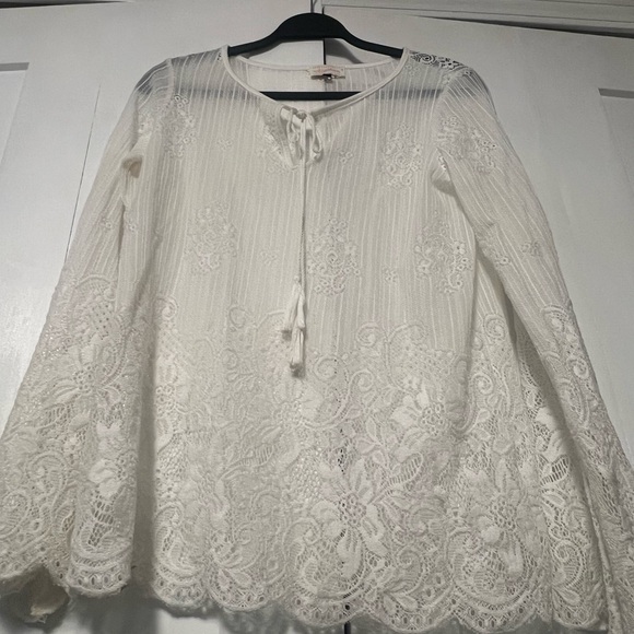 White Lace Long Sleeve Top - Picture 3 of 4